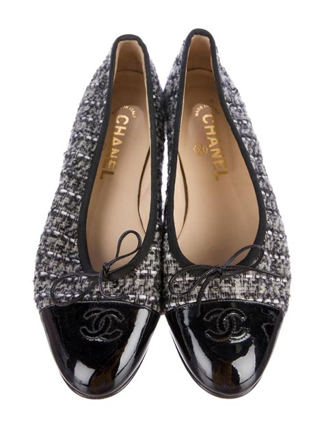 chanel tweed ballet flats|Chanel two tone ballet flats.